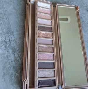Naked 3 urban decay eyeshadow palette